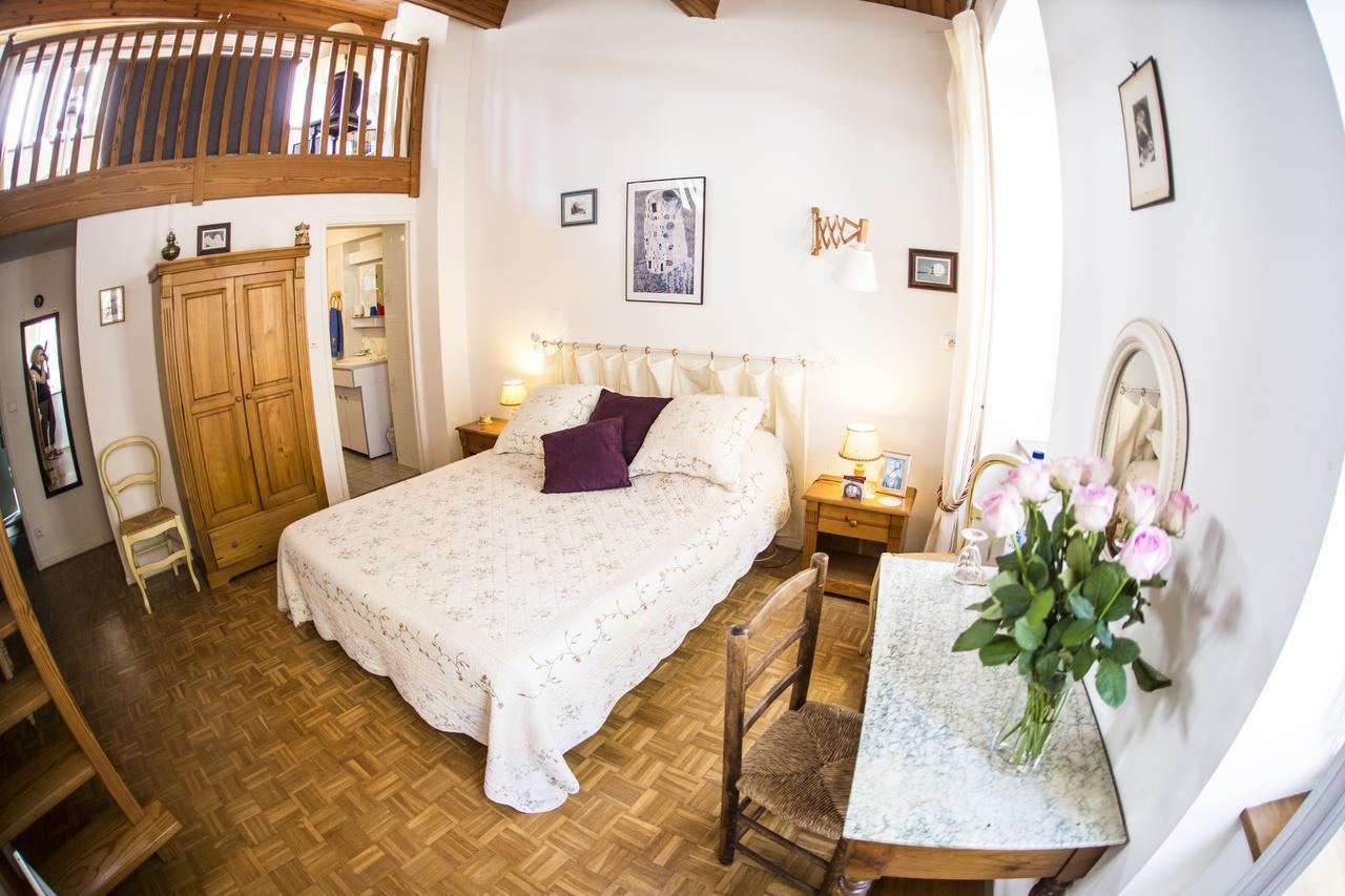 L'Arche Des Chapeliers Bed & Breakfast Foix Eksteriør bilde
