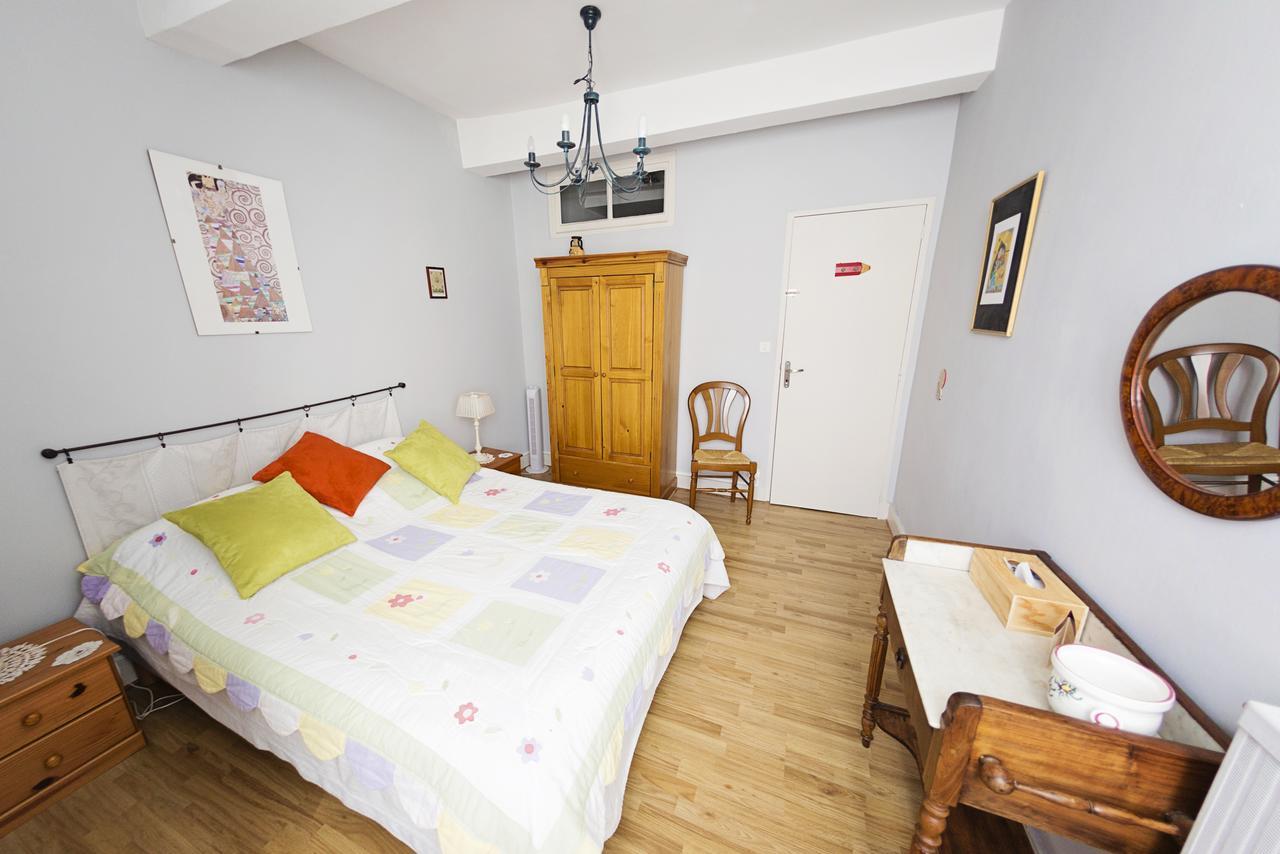 L'Arche Des Chapeliers Bed & Breakfast Foix Eksteriør bilde